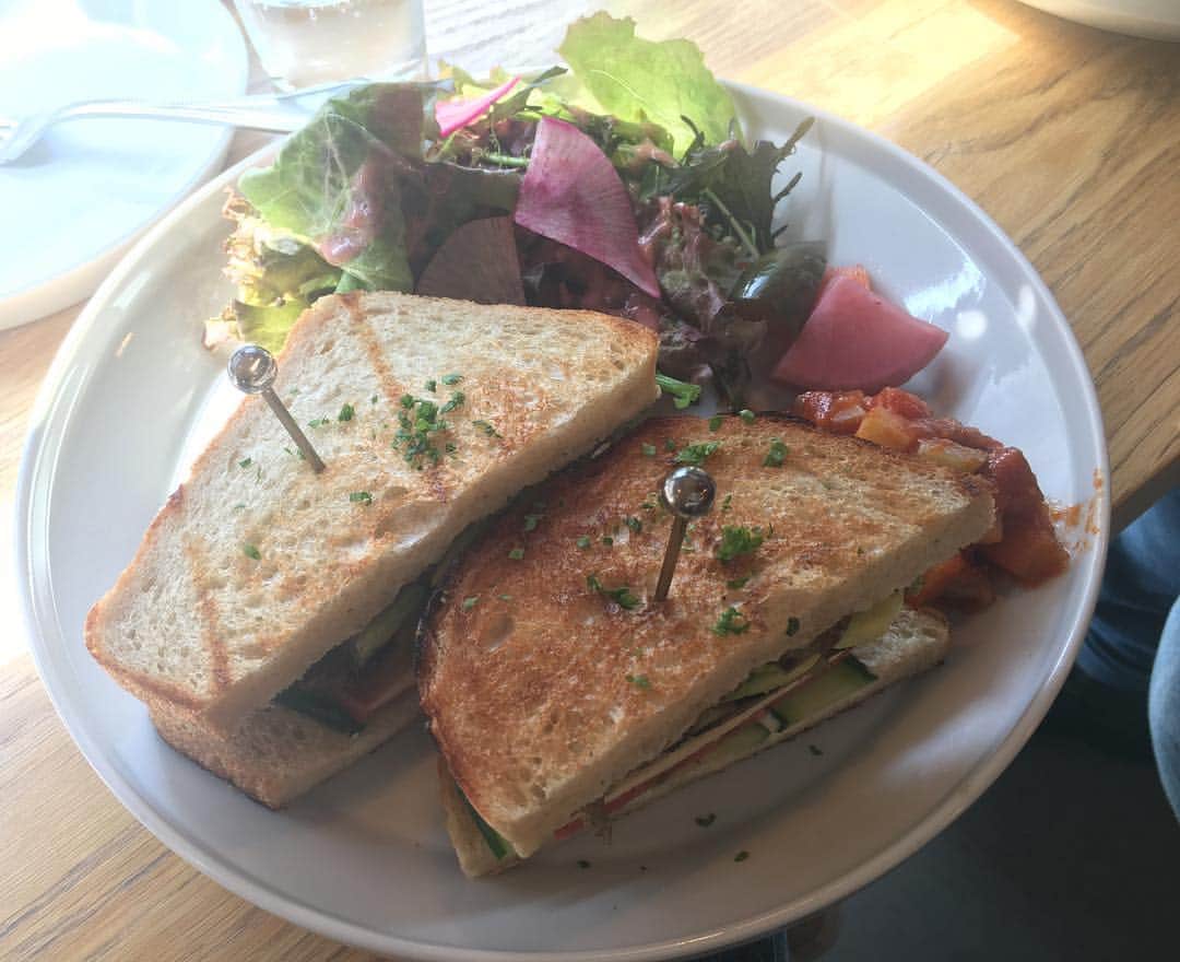 南條有香のグルメインスタ