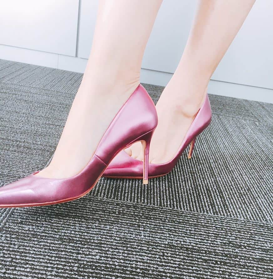 渡辺美奈代さんのインスタグラム写真 - (渡辺美奈代Instagram)「衣装の靴👠  #ピンク#衣装#渡辺美奈代」10月6日 11時19分 - watanabe_minayo