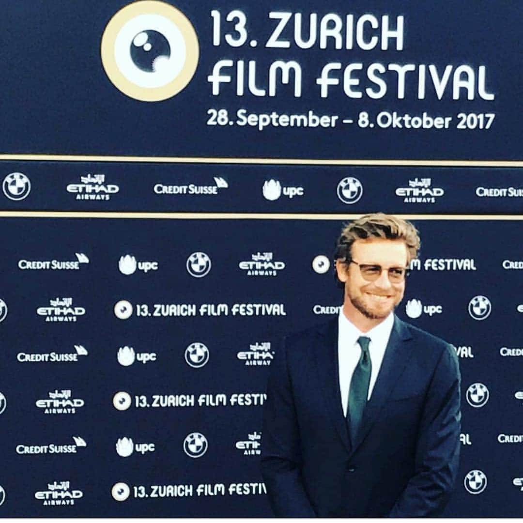 サイモン・ベイカーのインスタグラム：「Thanks Zurich Film Festival for such a warm and generous welcome X. #zff2017 #breath #BREATHmovie #Breaththemovie #specialday」