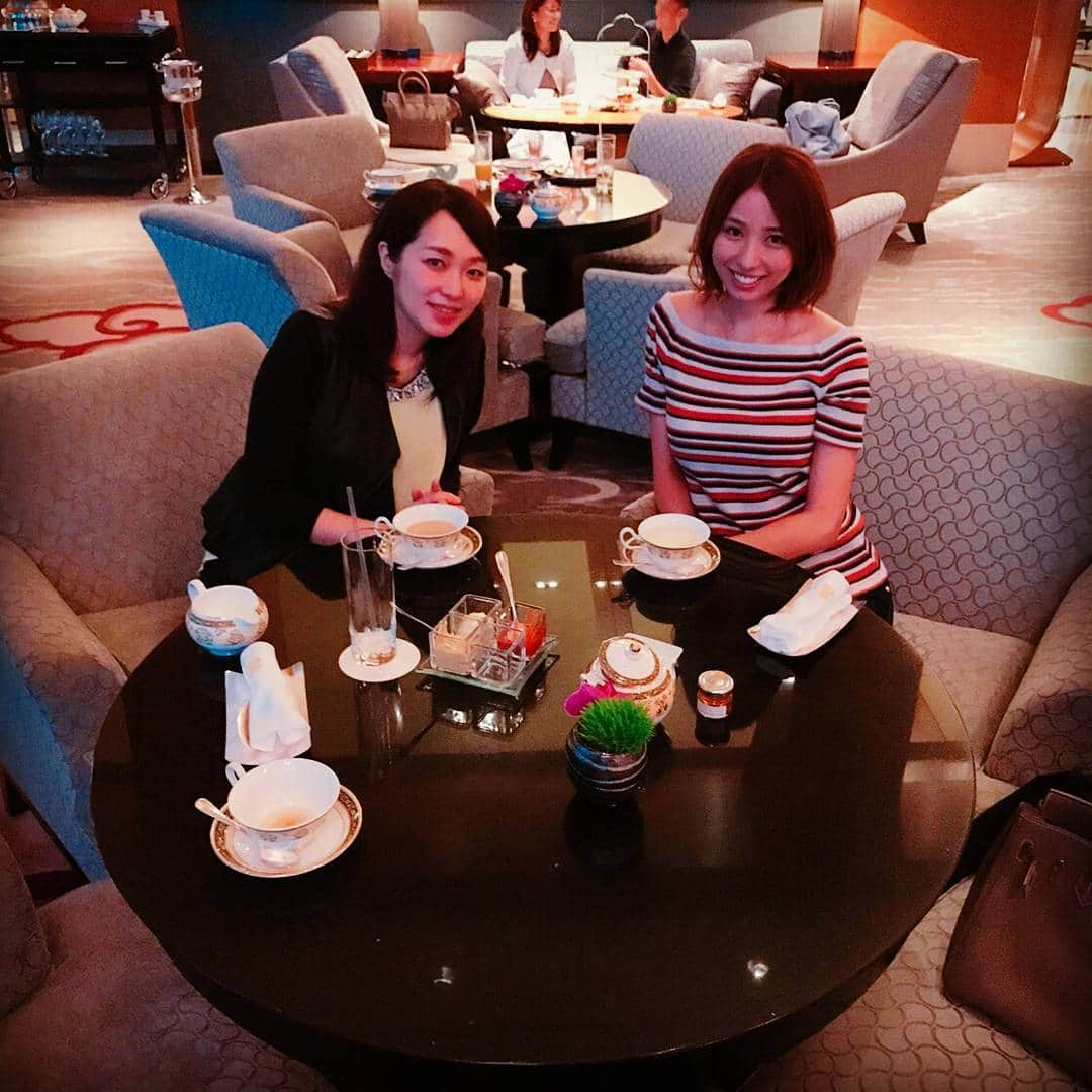 宮田愛子さんのインスタグラム写真 - (宮田愛子Instagram)「もう10年来になる大好きなと友達とデート❤ いつ会っても気持ちを楽にしてくれる、心も美しい彼女です😌  #リッツカールトン東京」10月7日 18時40分 - miyata.aiko