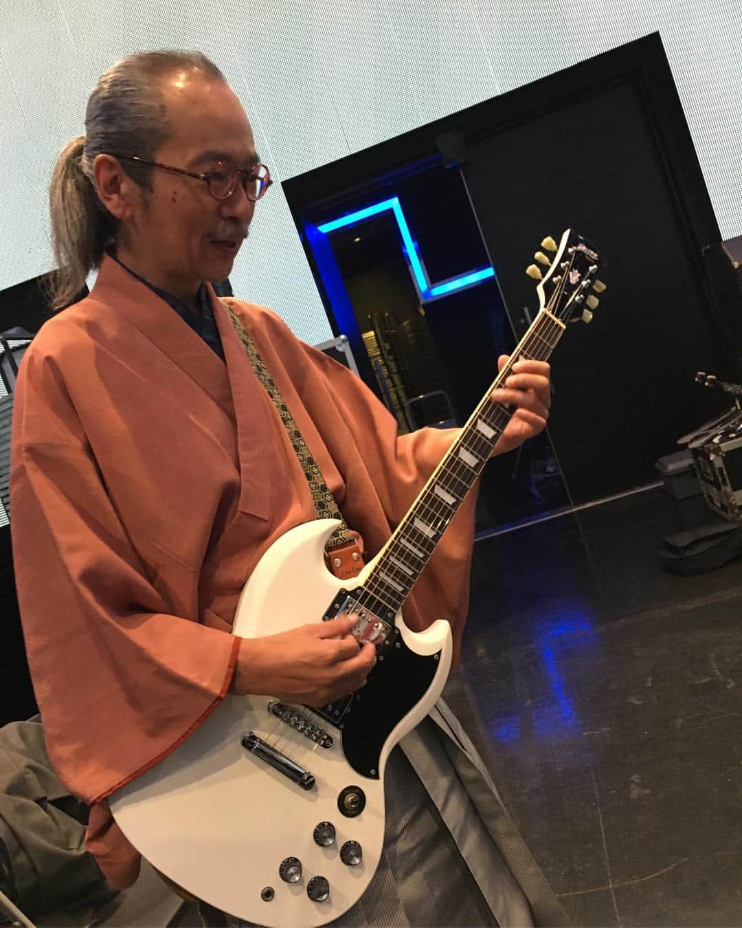 人間椅子 YOUNG GUITAR 30周年記念 ギターストラップ おまけ付き★ s-l400.jpg