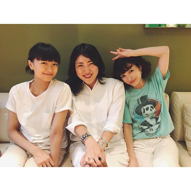 榮倉奈々さんのインスタグラム写真 - (榮倉奈々Instagram)「ある日の☕️at sinceregarden  くみちゃん、インスタ始めたってよ🌈」9月14日 21時52分 - nana_eikura