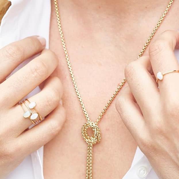 レンのインスタグラム：「🚨🚨@theIconery Anniversary Sale: TODAY, Sept. 15 – Sunday, Sept. 17 Code: CELEBRATE Click the link in bio to shop 💅🏻」