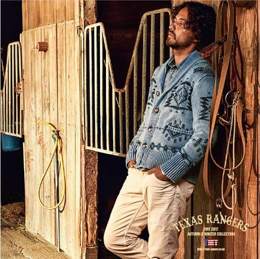 ティーエムティーさんのインスタグラム写真 ティーエムティーinstagram Tmt 17 A W Collection Item Indigo Jacquard Native Knit Cardigan In Store Now Color Indigo Indigo Light Tmt Tmt ティーエムティー ファッションメンズ メンズ
