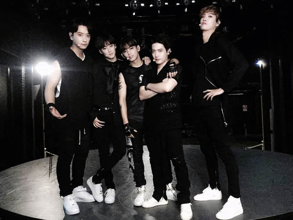 セヨンさんのインスタグラム写真 - (セヨンInstagram)「#myname #mygirl #altarboyz #찬성 #상욱 #세용 #케빈 #타쿠야 ありがとうございます😊 감사합니다 너무너무💕  だいすき ほんとに ぼくに すてきな おもいで でした すべてが みなさんの おかげさまです そして いしょに した はいゆさんに かんしゃします...찬성이형 상욱이형 진심으로 ..감사합니다 사랑해유.. 타쿠 케빈 흐흐 더럽👍 mygirl 사랑해💕」9月16日 21時37分 - sy_911120