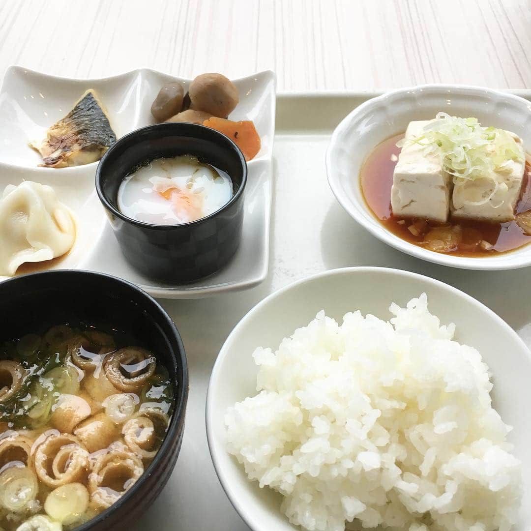 伊澤一葉さんのインスタグラム写真 - (伊澤一葉Instagram)「水上高原200で朝食」9月17日 7時53分 - ichiyo.izawa