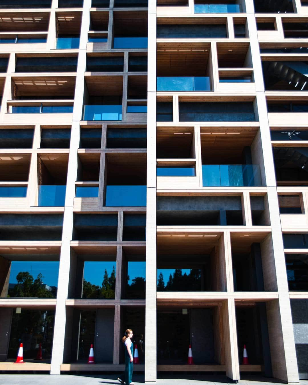 kazumaさんのインスタグラム写真 - (kazumaInstagram)「.. . Wood Architecture🏬 . . 建築探訪したいな🤔📷 . . Location:Tokyo,Japan🗾 . . . . . . . . . . . . . . . ————————————————— #igersjp #team_jp_ #ig_worldclub #ig_today  #icu_japan #ink361_asia  #instadaily #igrecommend  #lovers_nippon #picture_to_keep #FreedomThinkers #jp_gallery_member #love #instalike #tokyo #instagramjapan #東京カメラ部 #indies_gram #reco_ig #instagood #huntgram  #huntgramjapan #japan_daytime_view #art_of_japan_ #ig_photooftheday #ファインダー越しの私の世界 #カメラ好きな人と繋がりたい #vsco ————————————————— . . . . . . .. ...」9月18日 20時16分 - kazuma612