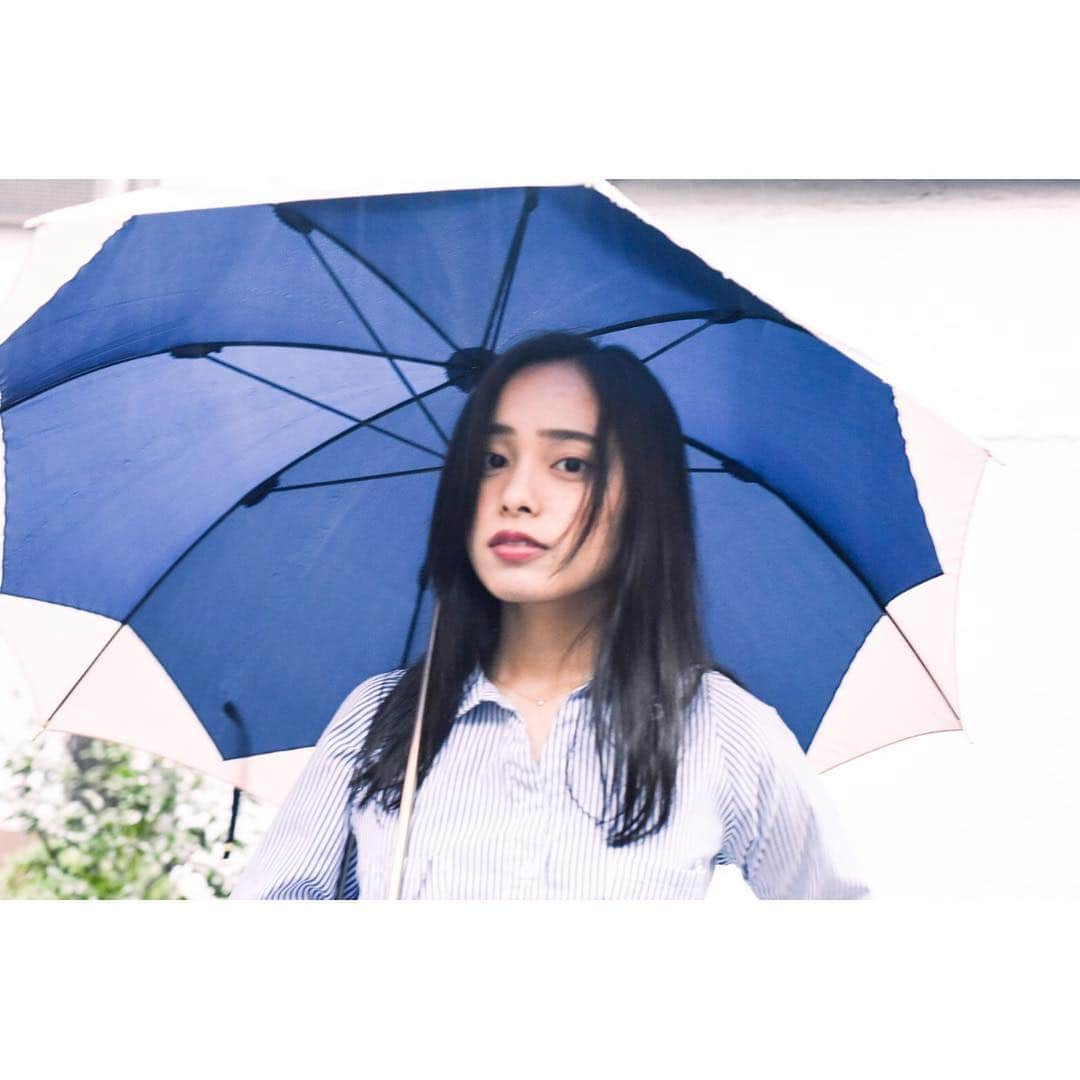 内田侑希のインスタグラム：「[☔️⇨🌞]昨日はあんなに雨が降って寒かったのに、今日はびっくりするくらい暑かった💦 * 三連休最終日、みなさん楽しめましたか…👼？ * * 明日からもまた頑張りましょうね😆 * * 22時からショールームするのでぜひ来てください🌟詳しくはツイッターで🎵🙆 * *  #misssophiacontest#上智#ミスコン#ミスソフィア#2017#miss#misssophia#上智大学#内田侑希#上智ミスコンno4」