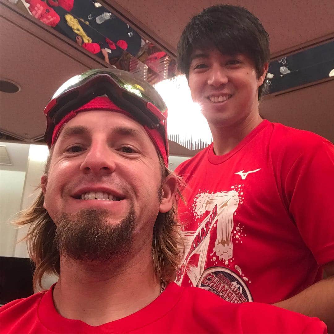 野村祐輔のインスタグラム：「応援ありがとうございました(^ ^) 優勝出来て最高です！  本当に感謝です。 これからも頑張ります」