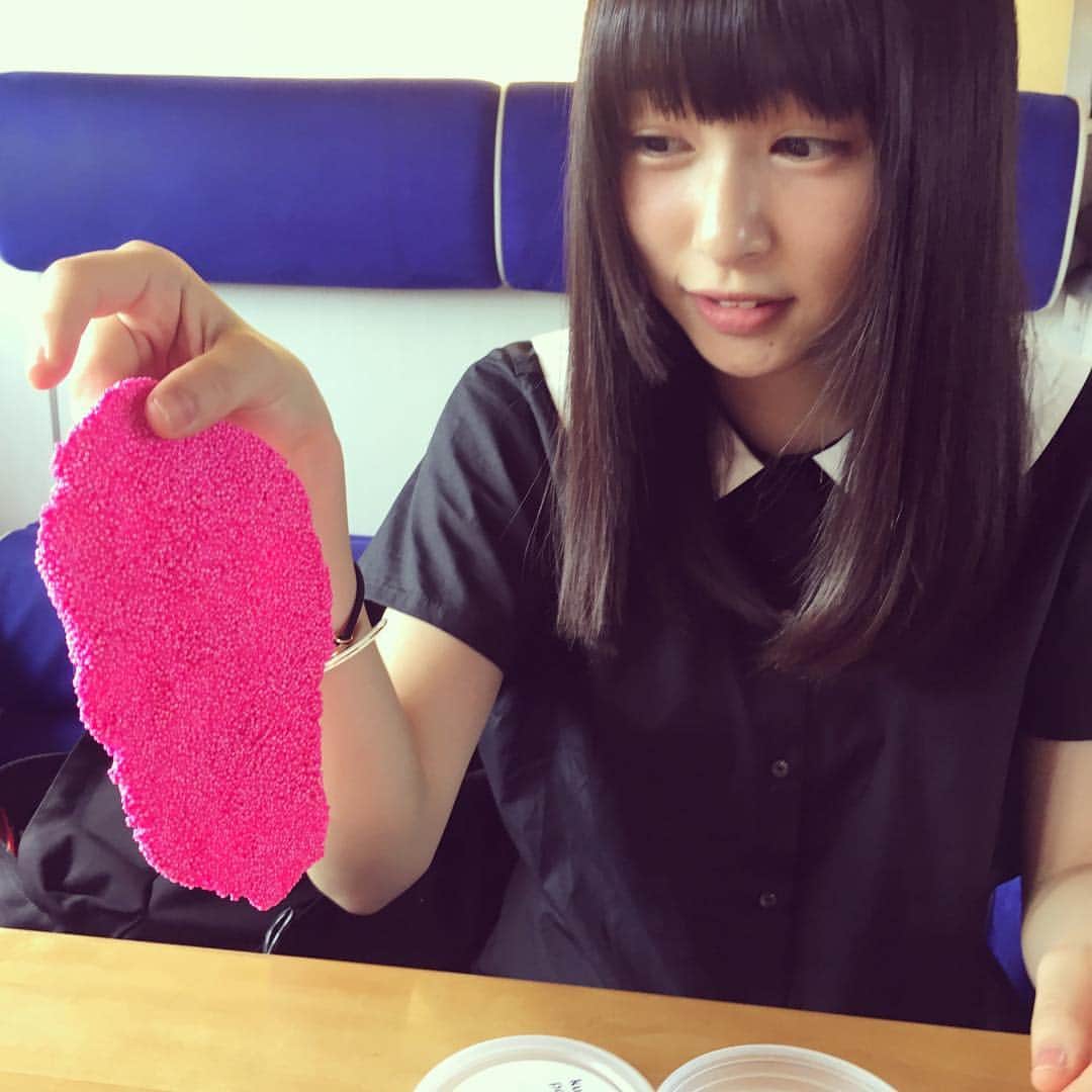 桜井日奈子スタッフのインスタグラム：「本人のアカウント連動  できあがったのは！？ ステーキ用の肉！笑」