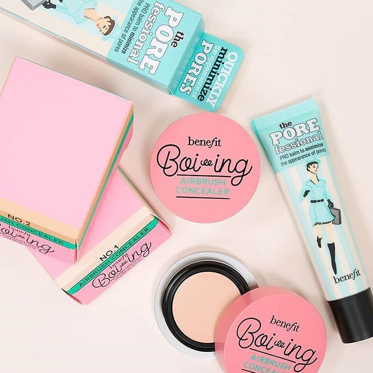 coccinelle.tokyoのインスタグラム：「. benefitという、サンフランシスコ発のコスメブランドがかわいすぎる🙁❤️ 海外旅行に行く時に、この目を惹くパッケージを見かけたことのある人もいるのでは？ . ティントの始まりは実はbenetintかららしい👀✨ 私のおすすめは、目元を柔らかく見せてくれるブラウンのマスカラ☺️🎉 . 残念ながら日本には直接売ってないみたいですが、アマゾンや楽天で買えるみたい。ので、プロフィールからリンクに飛べるようにしておきますね🙆(1日だけで消してしまいます⚠️) . はあ、かわいい、、、❤️ 📷 @benefitcosmetics」