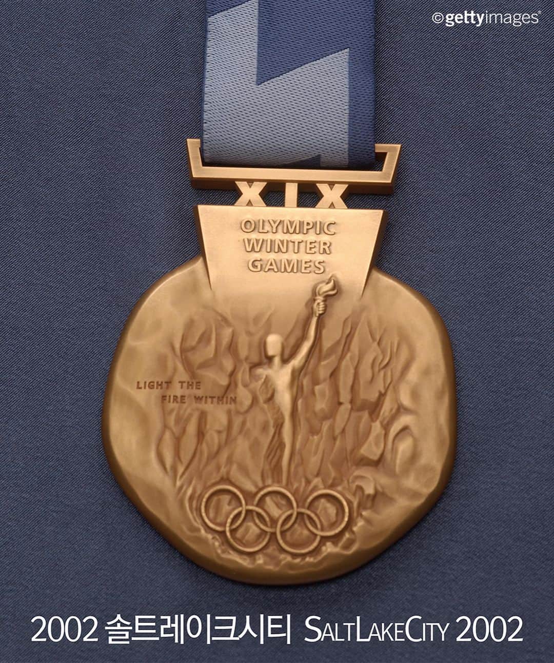 平昌オリンピックさんのインスタグラム写真 - (平昌オリンピックInstagram)「Before the designs for the PyeongChang 2018 Olympic medals unveil this week, take a look at the medals in the previous Winter Games!  #Nagano1998 #SaltLakeCity2002 #Turin2006 #Vancouver2010 #Sochi2014  하계 대회와 달리 개최국의 문화예술적 요소를 담을 수 있는 동계올림픽 메달! 역대 동계올림픽 금메달 근접샷을 모아봤습니다. [예고] 평창올림픽 메달 최초 공개 #LIVE 를 2018 평창 페이스북에서 만나보실 수 있습니다! 9월 21일 오전 9시 20분~  #PyeongChang2018 #Olympics #Medal #GoldMedal #2018평창 #평창동계올림픽 #올림픽 #메달 #금메달」9月19日 19時16分 - gangwon2024