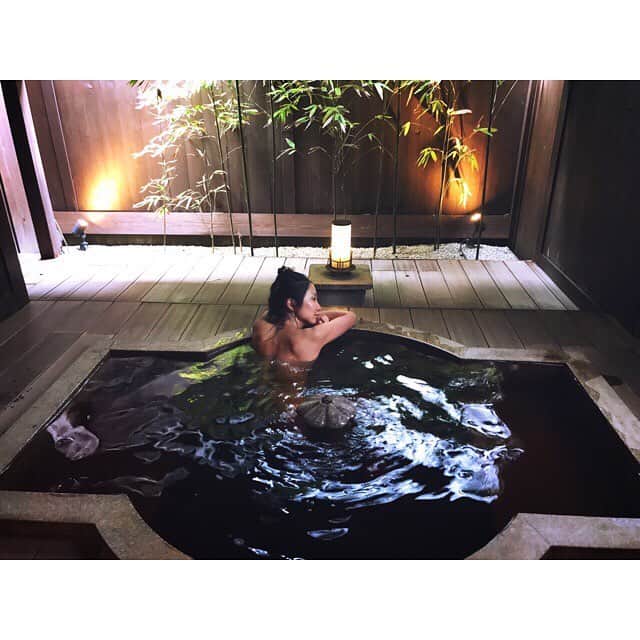 吉田愛璃のインスタグラム：「癒。  #♨️」