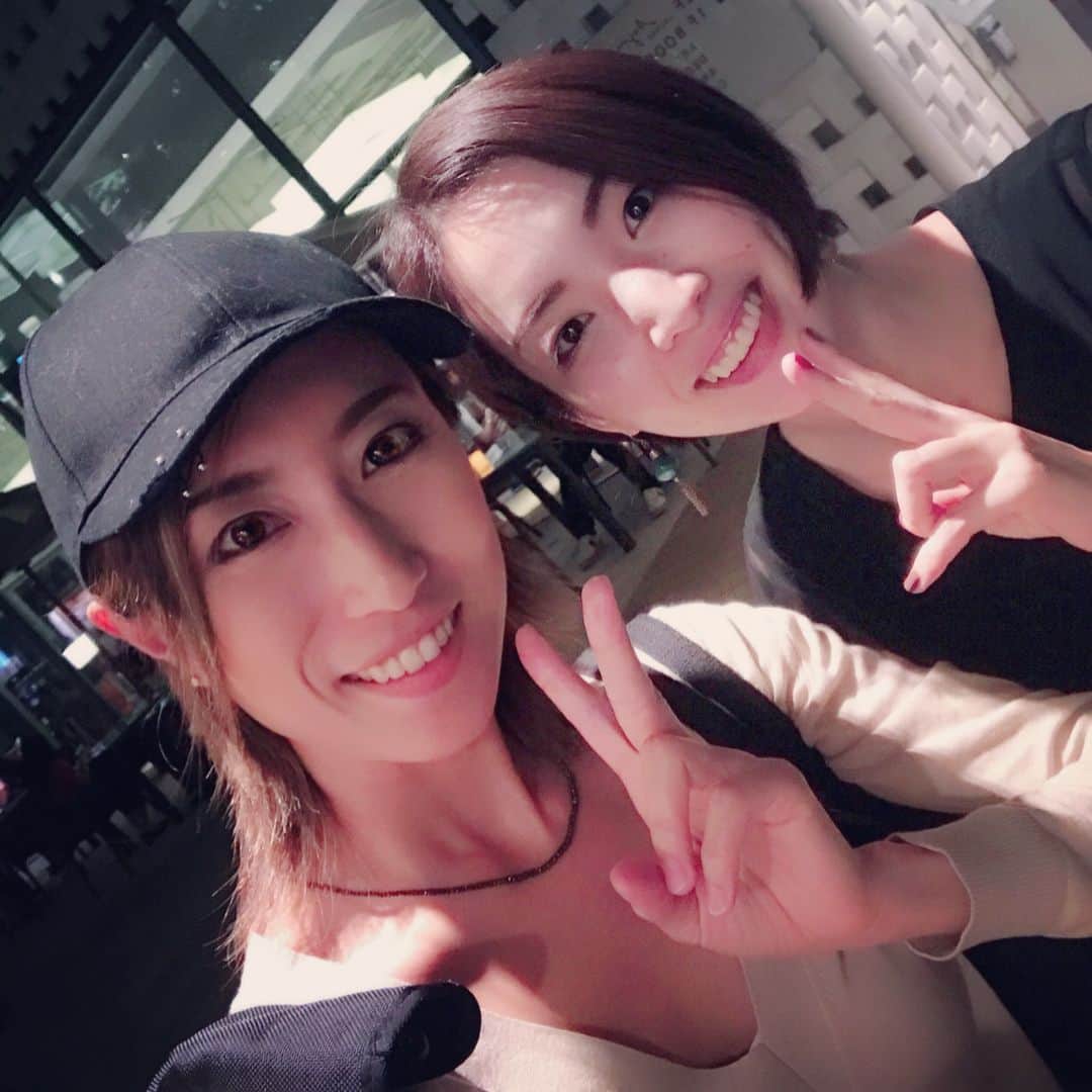 朝風れいのグルメインスタ