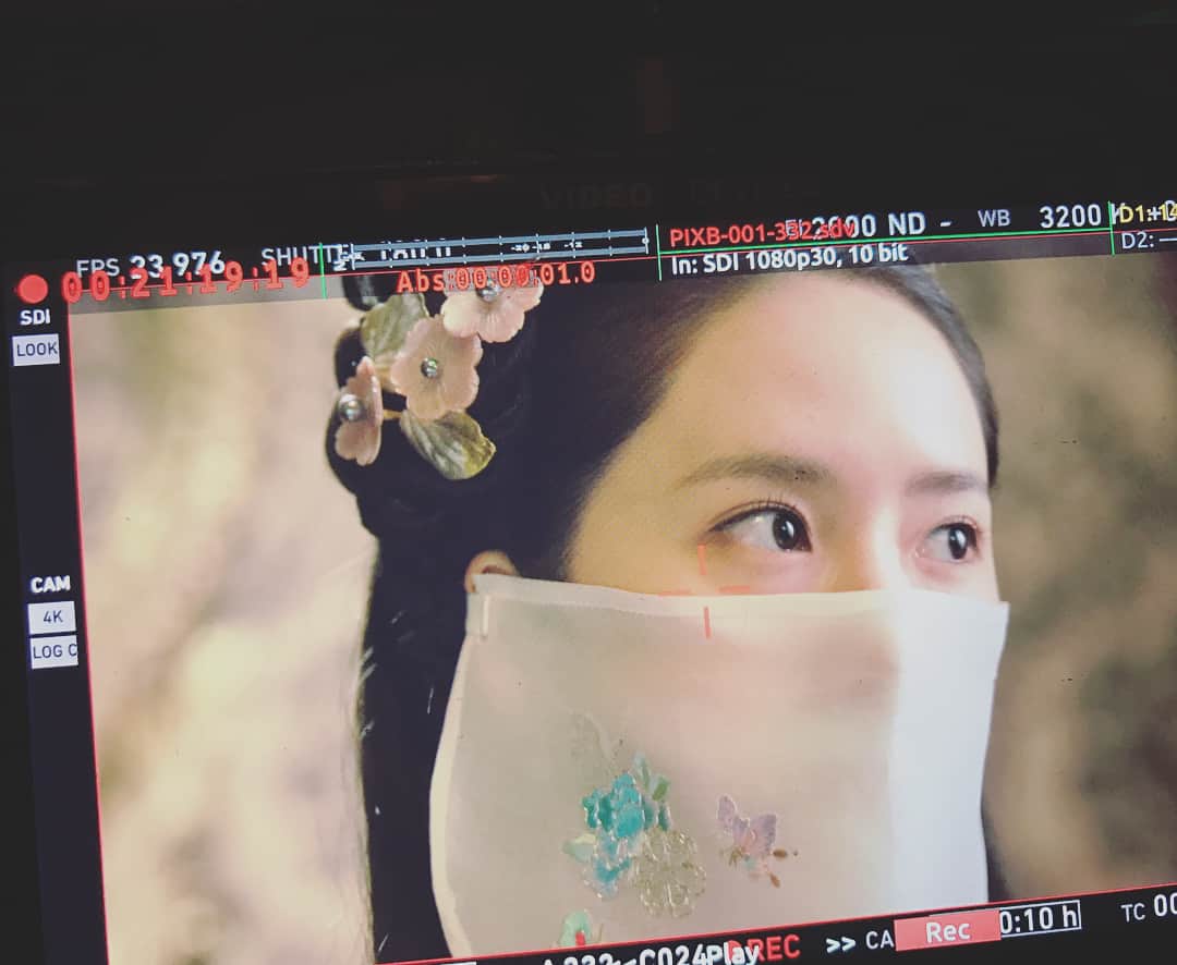 ユナさんのインスタグラム写真 - (ユナInstagram)「왕은 사랑한다 👑 #마지막회  #융스타그램」9月20日 2時13分 - yoona__lim