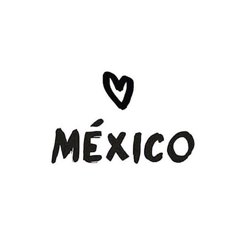 エドゥルネさんのインスタグラム写真 - (エドゥルネInstagram)「Mi corazón con México ❤️ #FuerzaMexico」9月20日 21時33分 - edurnity