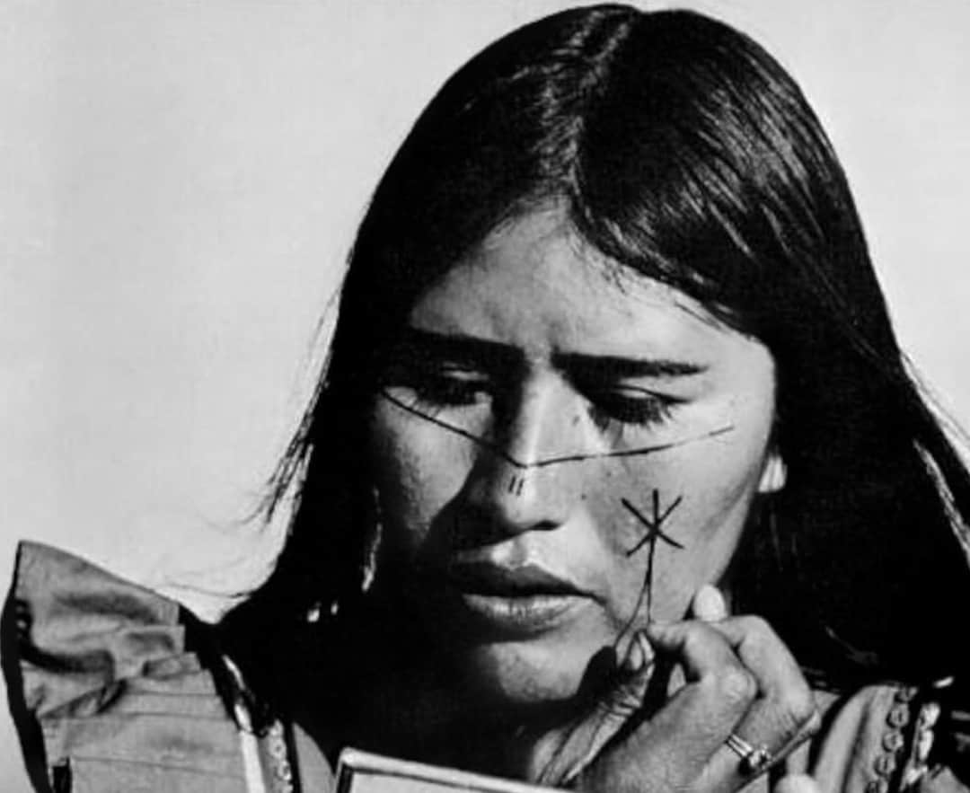 のインスタグラム：「Our prayers + love go out to people and land of Mexico.  Image from @nomadicsonglines #mattanewyork #mexicocity」