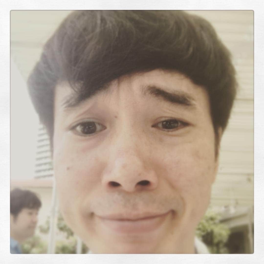 北山陽一のインスタグラム：「昨日の撮影前の鼻毛チェックww  今日も楽しみ！」