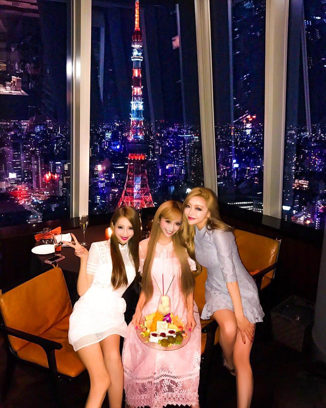 愛沢えみりのグルメインスタ