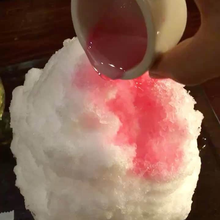 高岡未來のインスタグラム：「🍧がなつかしい」