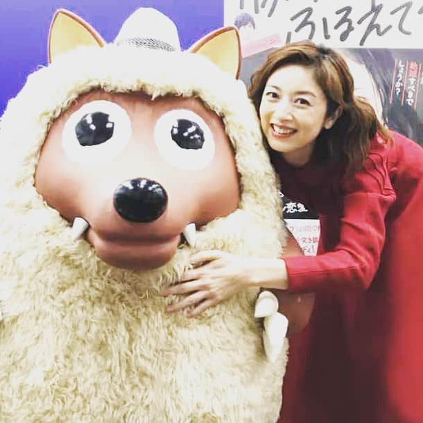 高岡早紀 さんのインスタグラム写真 - (高岡早紀 Instagram)「メーテレさんにお邪魔さま。 10/16スタート「まかない荘2」に出演するよ〜 #まかない荘2 #三吉彩花 #古舘佑太郎 #メーテレ」9月23日 17時00分 - saki_takaoka