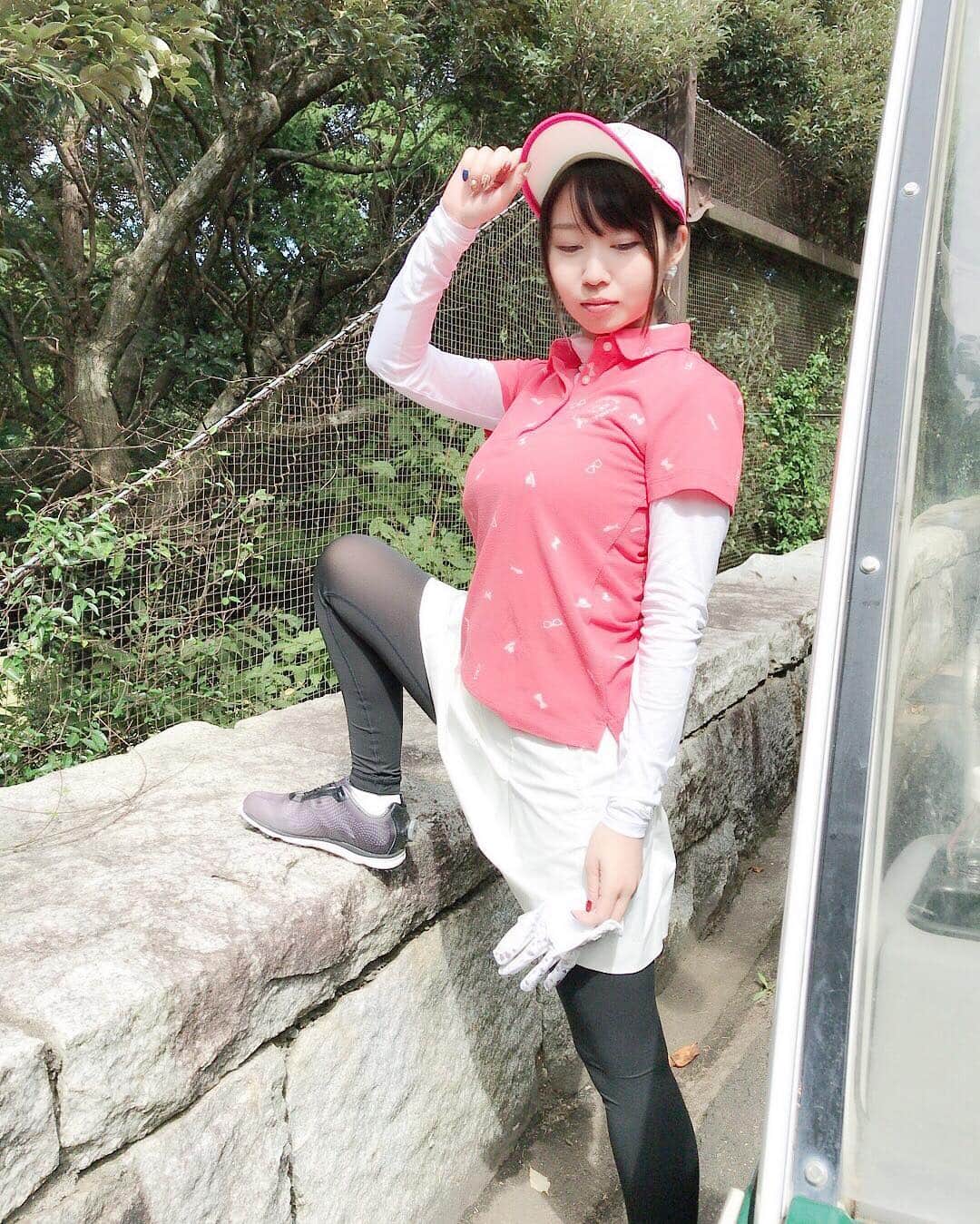 ゴルフav 夢乃あいかさんのインスタグラム写真 - (夢乃あいかInstagram)「そういえば夢乃あいか、ゴルフコースデビューしたってよ🏌️‍♀️ #ゴルフ # ゴルフ女子 #ゴルフウェア #golfwear #23区ゴルフ #いい天気 #最高 の #コース #デビュー ⛳️♡」10月8日 22時11分 -  yumenoaika826