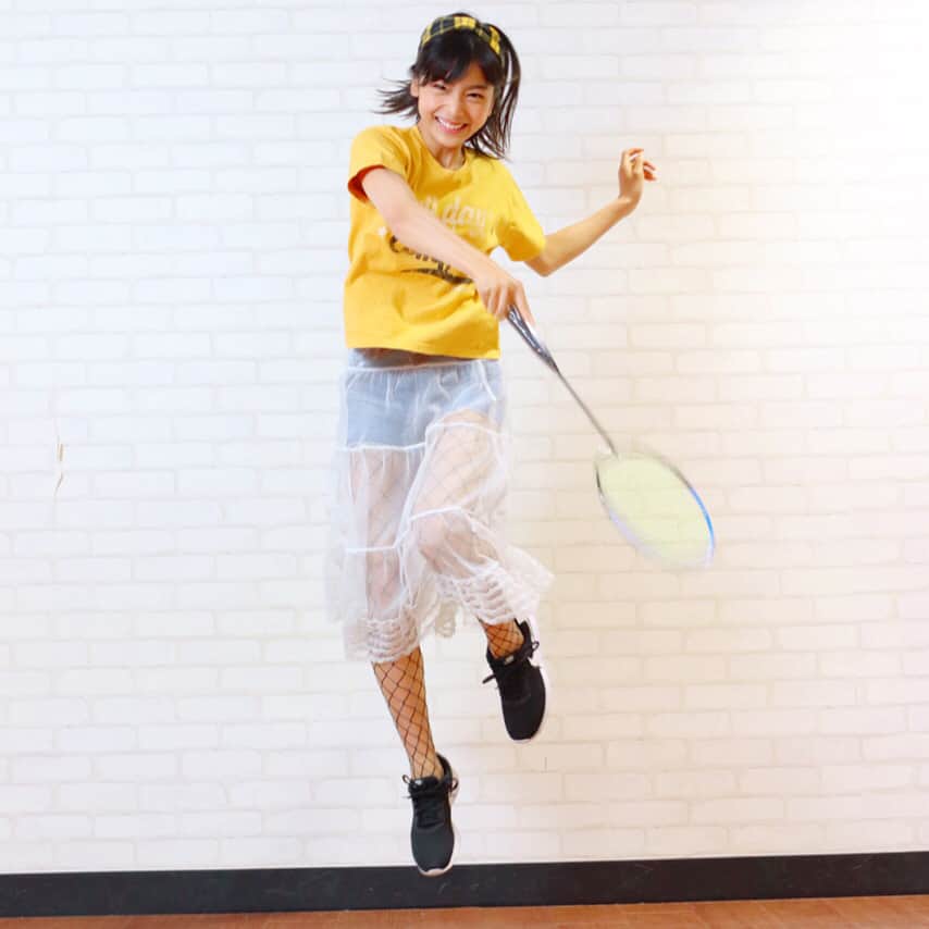 栗田桃花さんのインスタグラム写真 - (栗田桃花Instagram)「【テーマ】とにかく飛ぶ！スポーツの秋 ・ ・ 健ちゃん先生のレッスン！！ いつもいろんなテーマで撮影も含めてレッスン楽しい🎵💕 この前の演技レッスンもおもしろかった😂今日の夕方もレッスン参加しまーす💖一緒の友だちよろしくね〜♪ #健ちゃん先生 #スポーツの秋  #ウォーキングレッスン #演技レッスン #tga17 #くりももすたいる」9月24日 11時16分 - kurimomo330