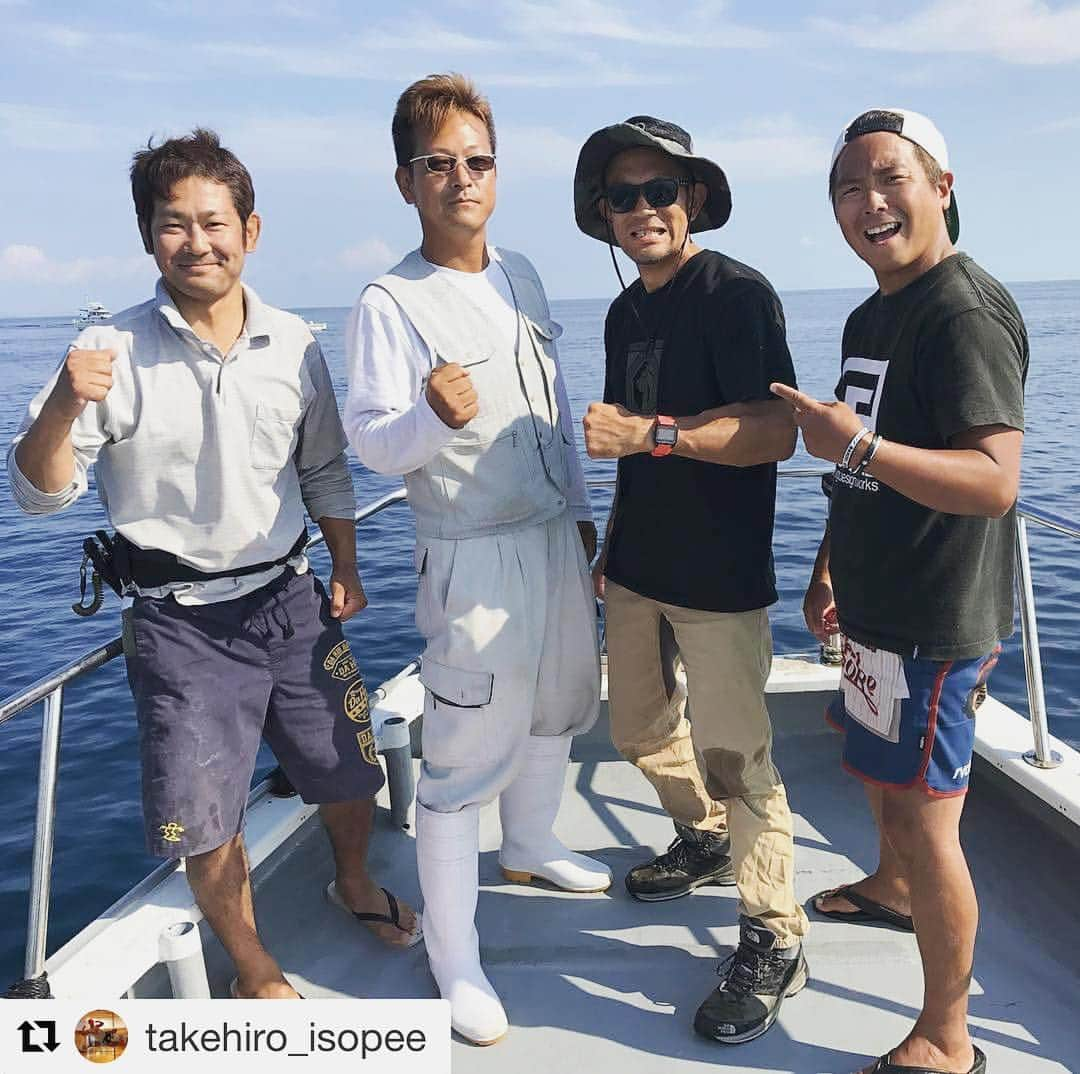 佐藤ルミナさんのインスタグラム写真 - (佐藤ルミナInstagram)「デビュー戦惨敗… 必ずリベンジします💪🎣#マグロ  #Repost @takehiro_isopee (@get_repost) ・・・ ルミナさんのジムの会員さんが なんと小田原で船宿をやってて 船頭さんだという事で アマチュア修斗全日本大会の次の日は大内さんの結婚式でそのまま小田原に泊まり 本日、マグロ釣りにルミナさん、高橋大児さん、俺で行きました！  がノーヒットで(´༎ຶོρ༎ຶོ`) とほほでした。  ルミナさん初船釣りで いきなりのマグロデビューでしたが 仕掛けを絡ます事なく初心者と思えないような手さばきで やっぱセンスがある方は何をやらしても上手いんだなと思いました。  また機会をみつけてルミナさんと釣りに行きたいと思います。 サーフィンも復活することになりそうですヽ(*´∀｀) #格闘釣り倶楽部#釣り#小田原#早川港#弘美丸#キハダマグロ#rootsgym#佐藤ルミナさん#修斗#高橋大児さん#釣り仲間#晴天#船長は柔術家」9月25日 19時01分 - ruminasato