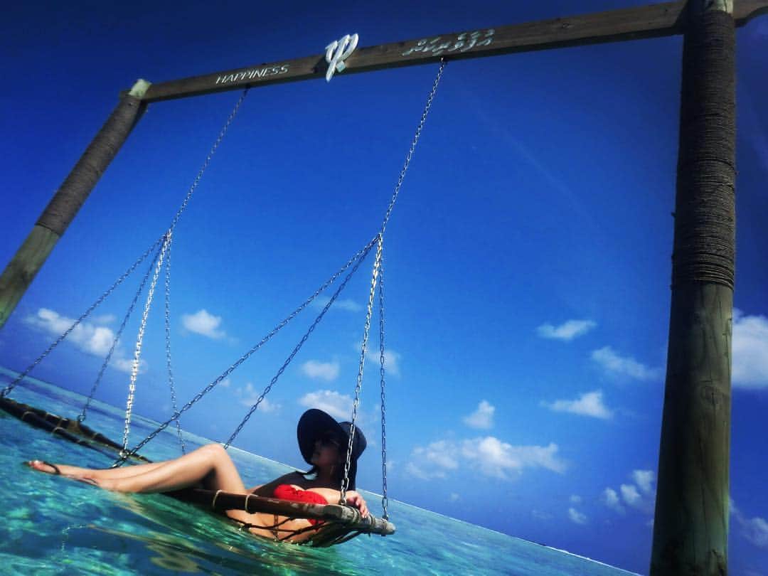 千田愛紗さんのインスタグラム写真 - (千田愛紗Instagram)「#clubmedkani #水中ブランコ」9月26日 20時02分 - aisa1108