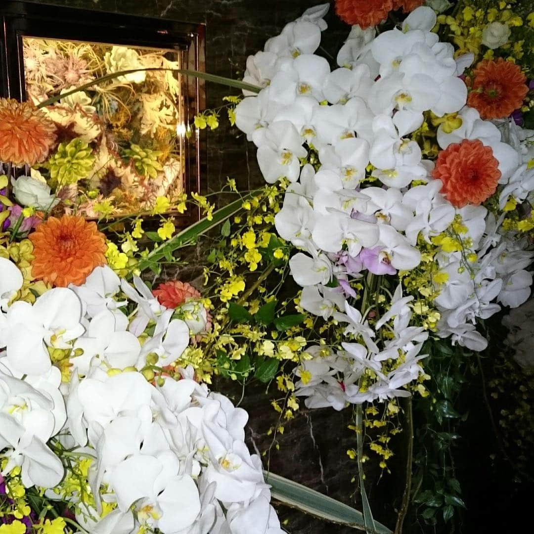 宮内 孝之 花飾人 花の妖精さんのインスタグラム写真 宮内 孝之 花飾人 花の妖精instagram 阪急百貨店 本店 英国フェア 花空間装飾 演出 大人の世界に 斬新なスタイル 新しい世界を 1本の花が変えるファッション 楽しむオシャレ ワクワク様 北新地 魔法