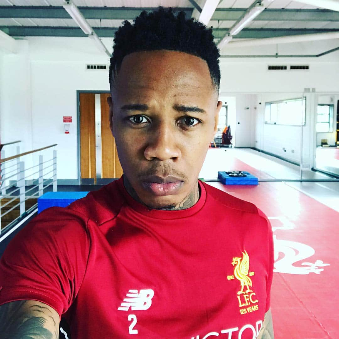 ナサニエル・クラインのインスタグラム：「Back in the gym 💪🏾🔴」