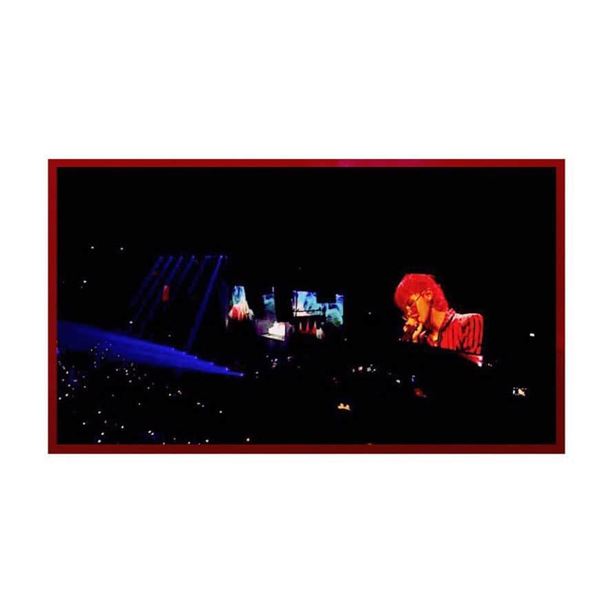 G-DRAGONのインスタグラム：「#ActIIIMOTTEWORLDTOUR2017 In #Amsterdam📍✔️💯🖤NEXT CITY IS #Paris🇫🇷✨ I'm coming 🔜‼️」