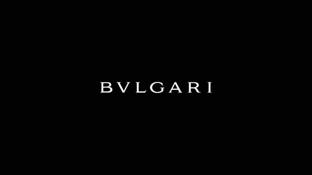 エレナ・アレジ・後藤のインスタグラム：「Coming soon #BvlgariJapan 🐍」
