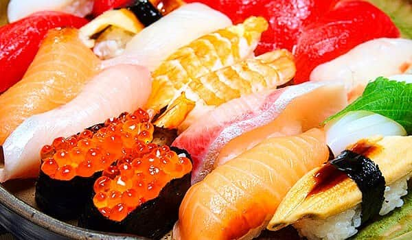 魚がし日本一のインスタグラム：「. 魚がし日本一では気軽に本格的な 美味しい寿司を食べてもらいたい。 http://www.uogashi-nihonichi.com/ . 日々そのための努力を惜しみません。 . #魚がし日本一 #寿司 #鮨 #すし  #sushi #築地 #築地直送 #江戸前寿司 #個室 #貸切 #お持ち帰り  #立ち食い  #マグロ  #tuna  #日本酒  #新鮮  #職人  #魚  #japan  #jananesefood  #池袋  #新宿  #渋谷  #新橋  #西日暮里  #八重洲  #麹町  #中野  #秋葉原  #五反田」