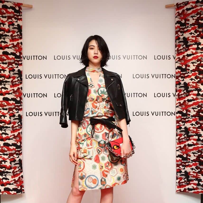 三吉彩花さんのインスタグラム写真 - (三吉彩花Instagram)「🎌❤️ KANSAI YAMAMOTO × Louis Vuitton  #lvkabuki #louisvuitton」9月29日 0時17分 - miyoshi.aa