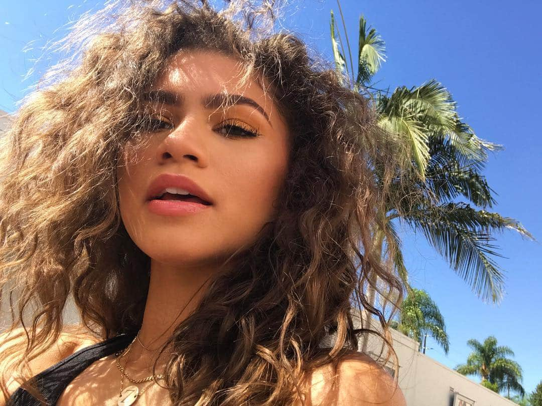 ゼンデイヤさんのインスタグラム写真 - (ゼンデイヤInstagram)「🌞」9月29日 6時42分 - zendaya