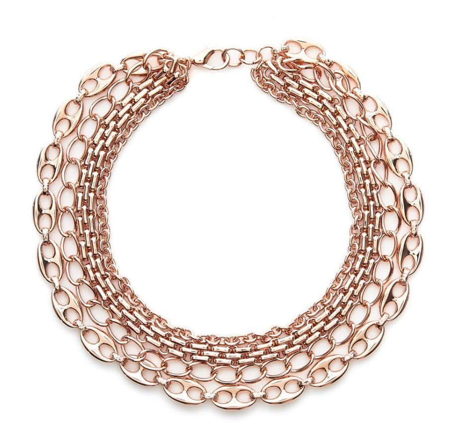 アディアキブラのインスタグラム：「Rose gold layered chains necklace. 💖 #fashionbuyer #instafashion #fashionista #clothingbuyer #clothesforsale #currentlywearing #shopping #clothes #buyerslife #womensclothing #jewelry #accessoriesaddict #obsessed #jewelrydesigner #highfashion #fashion #style #fashionshow #model #look」