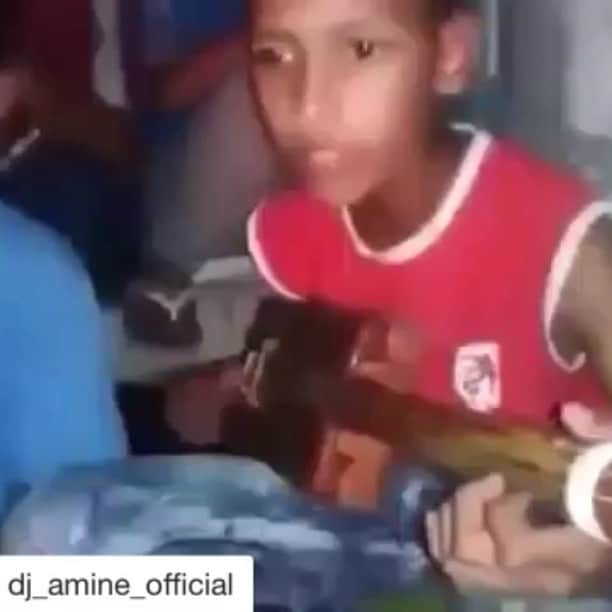 ユセフ・エル＝アラビのインスタグラム：「Dima maroc 🇲🇦 😂😂」