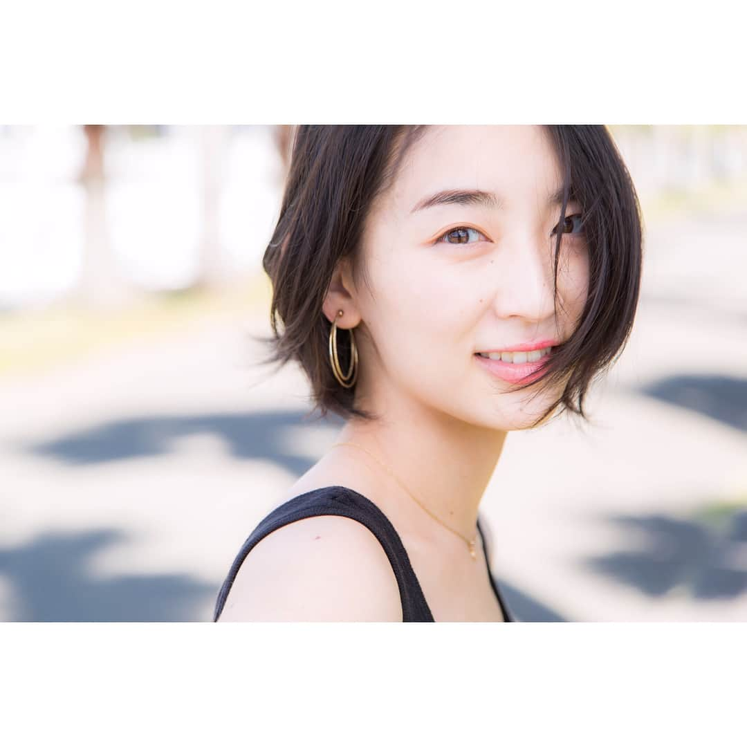 辻祐香さんのインスタグラム写真 - (辻祐香Instagram)「なに考えてるかわからない人(・ω・)ノ  #逗子 #鎌倉 #湘南 #ロケ #撮影 #shooting #photography #自然光 #naturalLightning #作品撮り #作品 #photowork #ポートレート #モデル #カメラ #portrait #portraits #model #camera #ナチュラル #natural #ショートヘア #shorthair #和 #日本人 #japanese #辻祐香」9月30日 13時33分 - kanon_tsuji0819