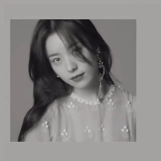 ハン・ヒョジュのインスタグラム：「💥💕🔥 @hanhyojoo222 x @harpersbazaarkorea #hanhyojoo #한효주」