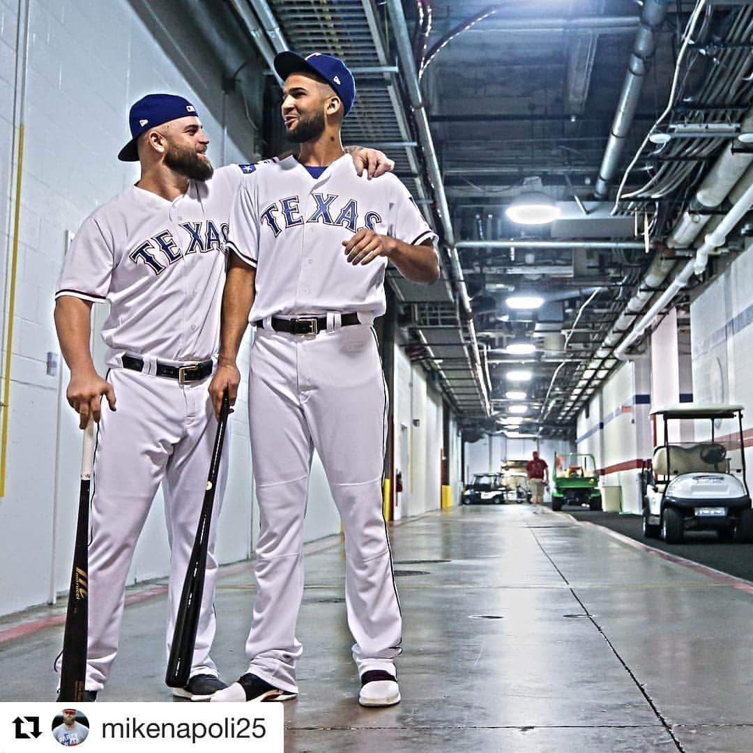 ノマー・マザラのインスタグラム：「#Repost @mikenapoli25 ・・・ Big little bro!! @nomazara26」