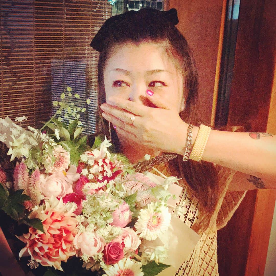 小林三江子さんのインスタグラム写真 - (小林三江子Instagram)「Happy Birthday @lindamitsui 😘💋🎉❤️✨🥂🍾🎂💐💝 #happybirthday  #birthdaydinner  #老舗 #鳥栄 #神谷バー #来夢来人 #はしご酒」10月2日 9時52分 - mieko_kobayashi