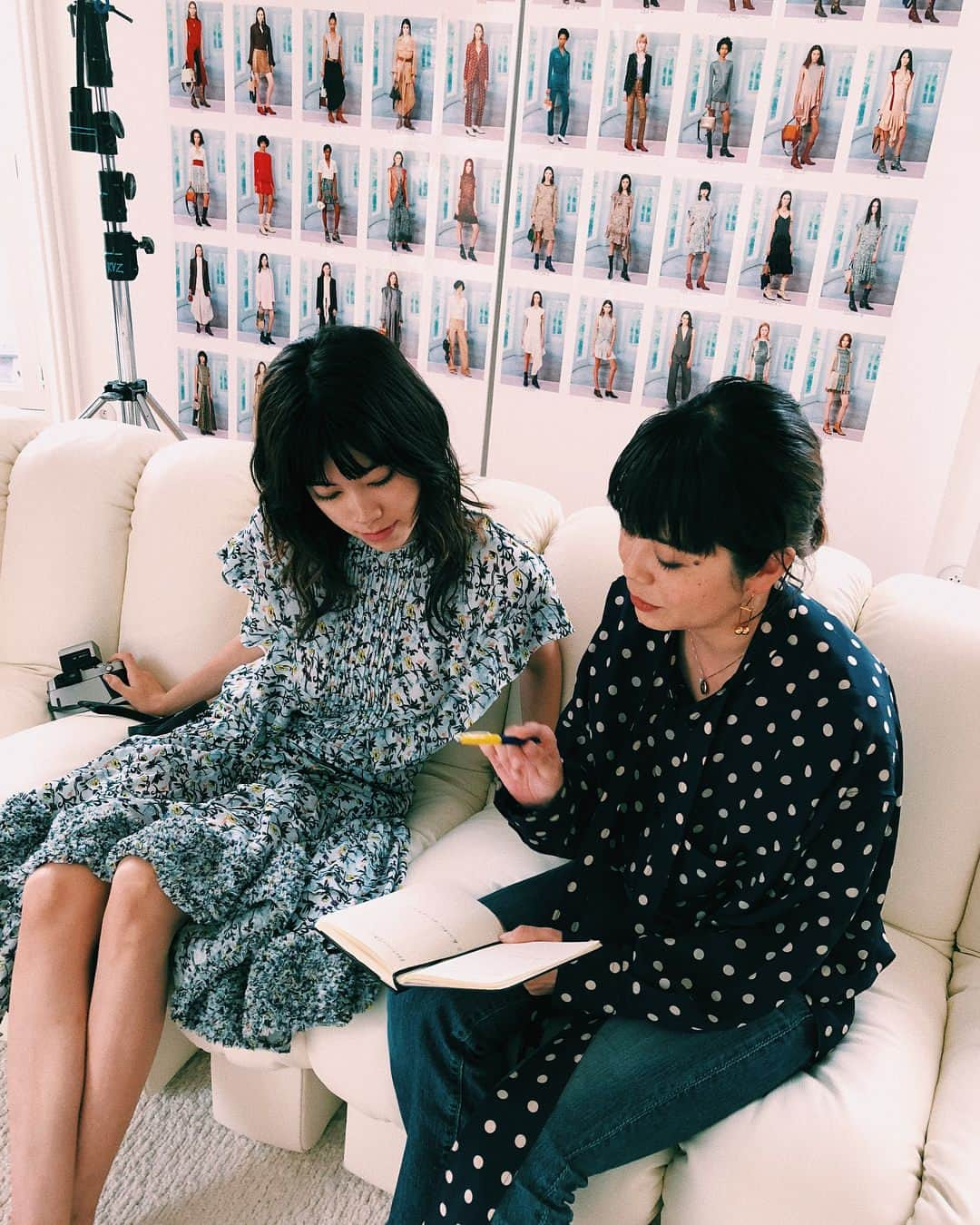 森星さんのインスタグラム写真 - (森星Instagram)「Interview for @ellejapan at the beautiful Maison Chloe ❤️#chloeGIRLS」10月2日 18時59分 - hikari