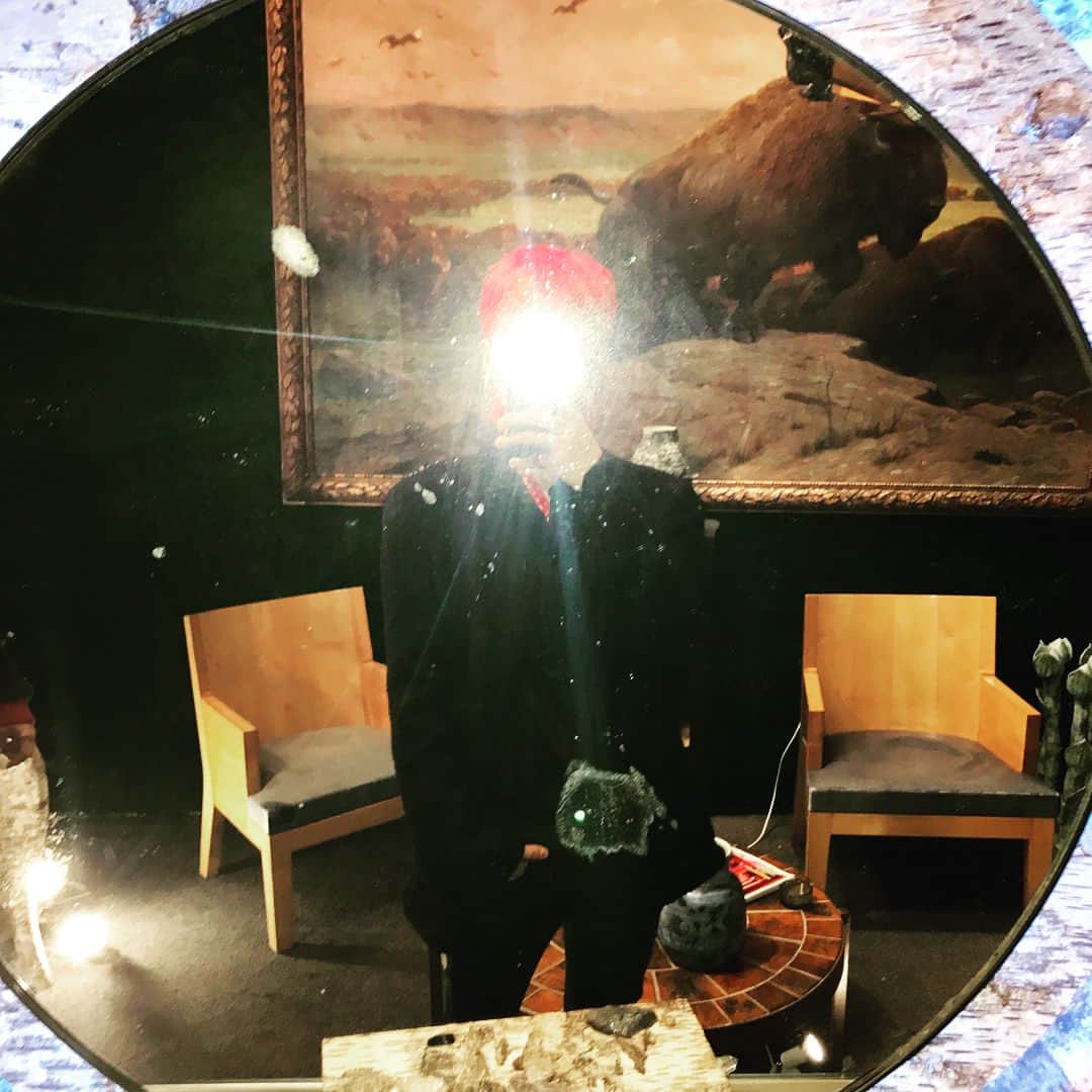 G-DRAGONさんのインスタグラム写真 - (G-DRAGONInstagram)「🇫🇷💕」10月3日 17時41分 - xxxibgdrgn