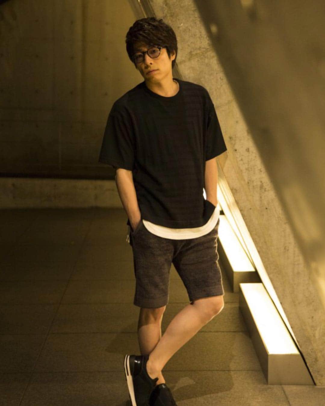 田村淳のインスタグラム：「なにをすかしとんねん！」