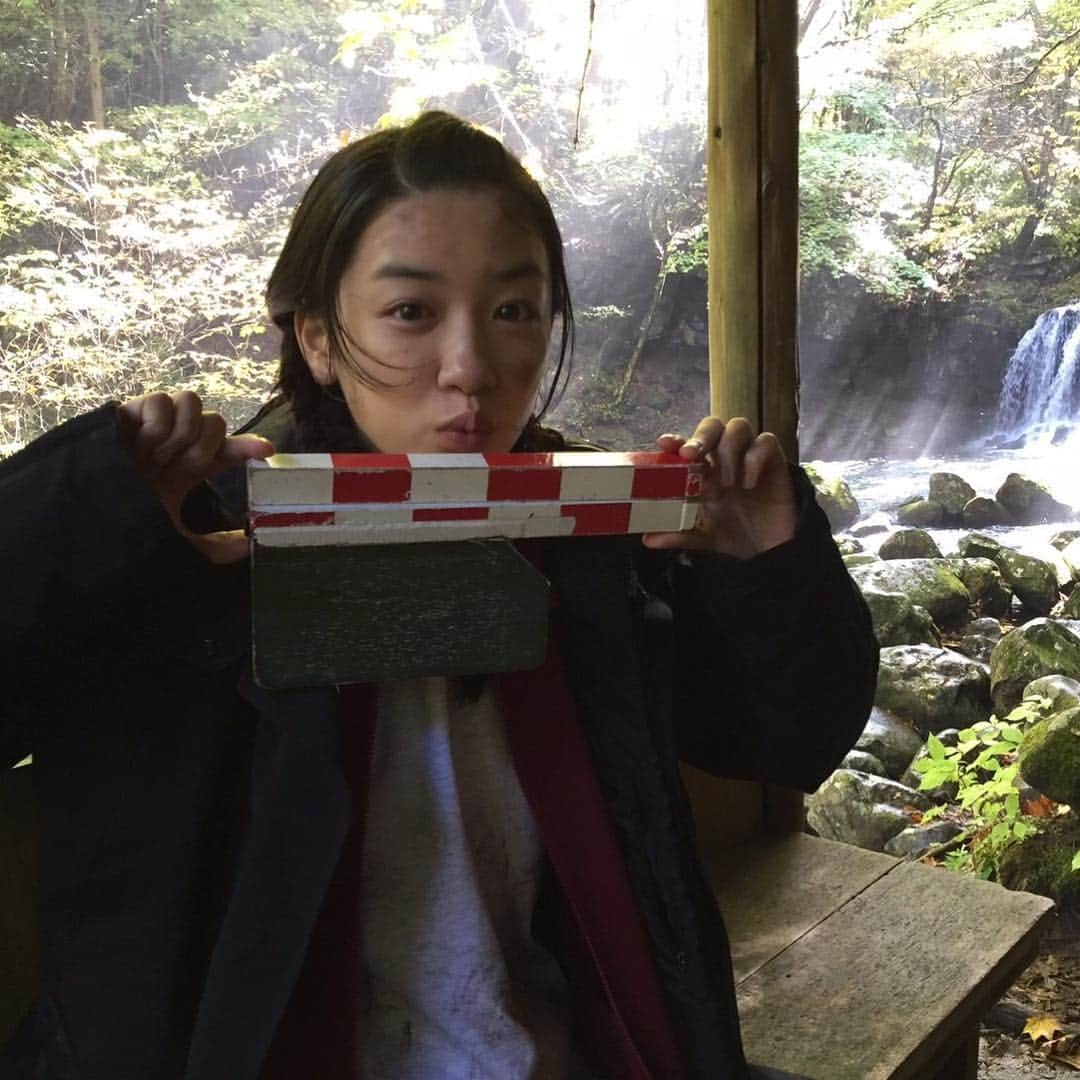 映画「ひるなかの流星」さんのインスタグラム写真 - (映画「ひるなかの流星」Instagram)「今日は「#登山の日」🌞 このシーンは思い出すだけでキュンとする---💓💓💓皆さんの胸キュンなシーンは..??🐥🐾 #ひるなかの流星 #DVDとBD10.18リリース #永野芽郁  @mei_nagano0924official」10月3日 11時43分 - hirunaka_movie