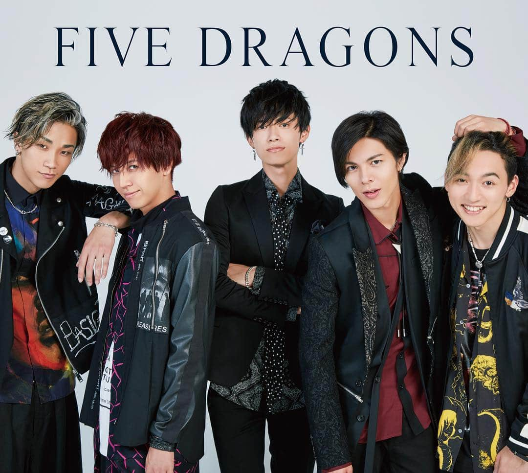 龍雅-Ryoga-さんのインスタグラム写真 - (龍雅-Ryoga-Instagram)「龍雅 11/29リリース 1st Album「FIVE DRAGONS」(mu-moショップ数量限定ボックス盤) ジャケット公開！  #ryoga #龍雅 #fivedragons #FIVEDRAGONS #album」10月3日 22時22分 - ryogastagram