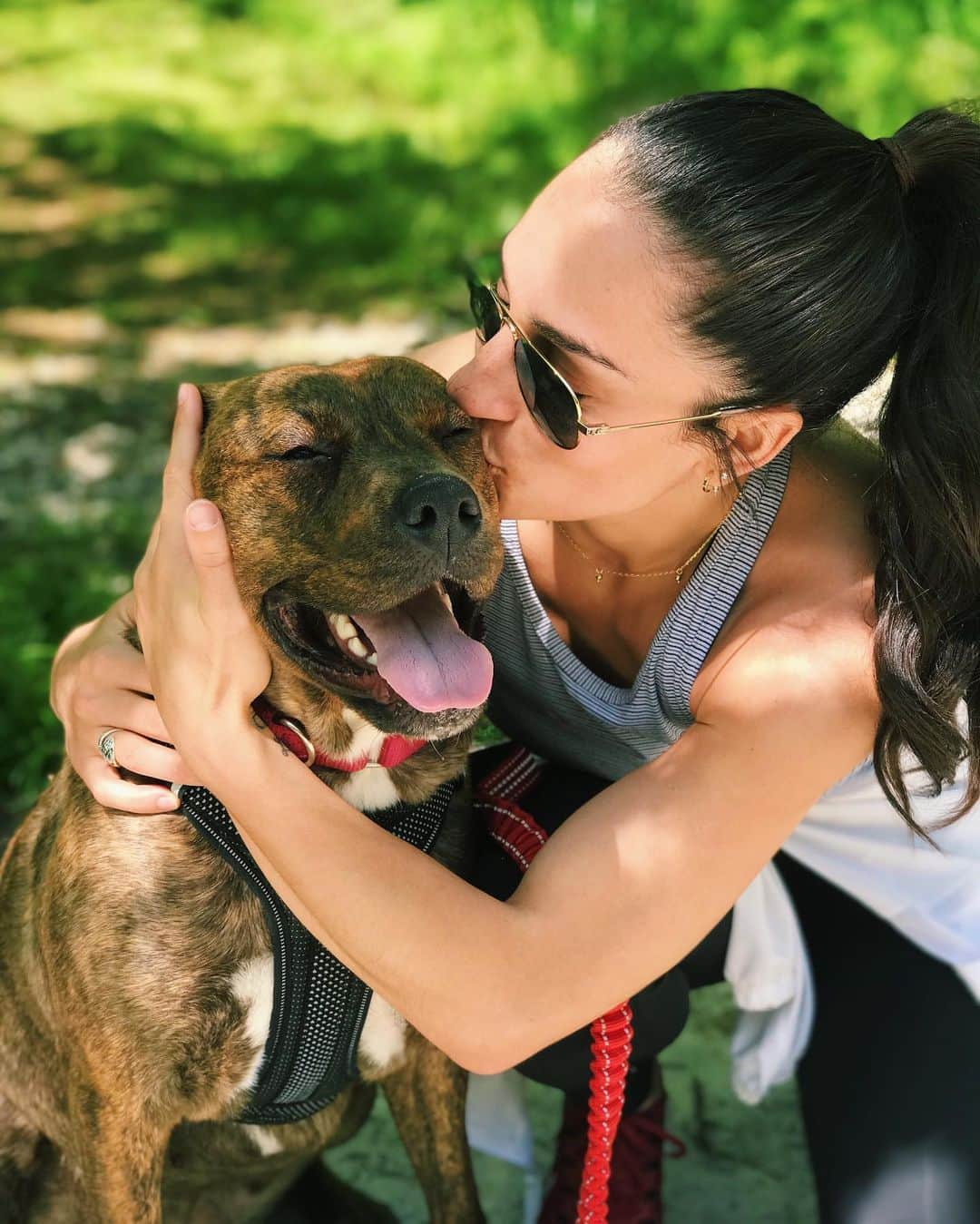 ジョーディン・ウィーバーさんのインスタグラム写真 - (ジョーディン・ウィーバーInstagram)「🐶❤️」5月10日 6時27分 - jordyn_wieber