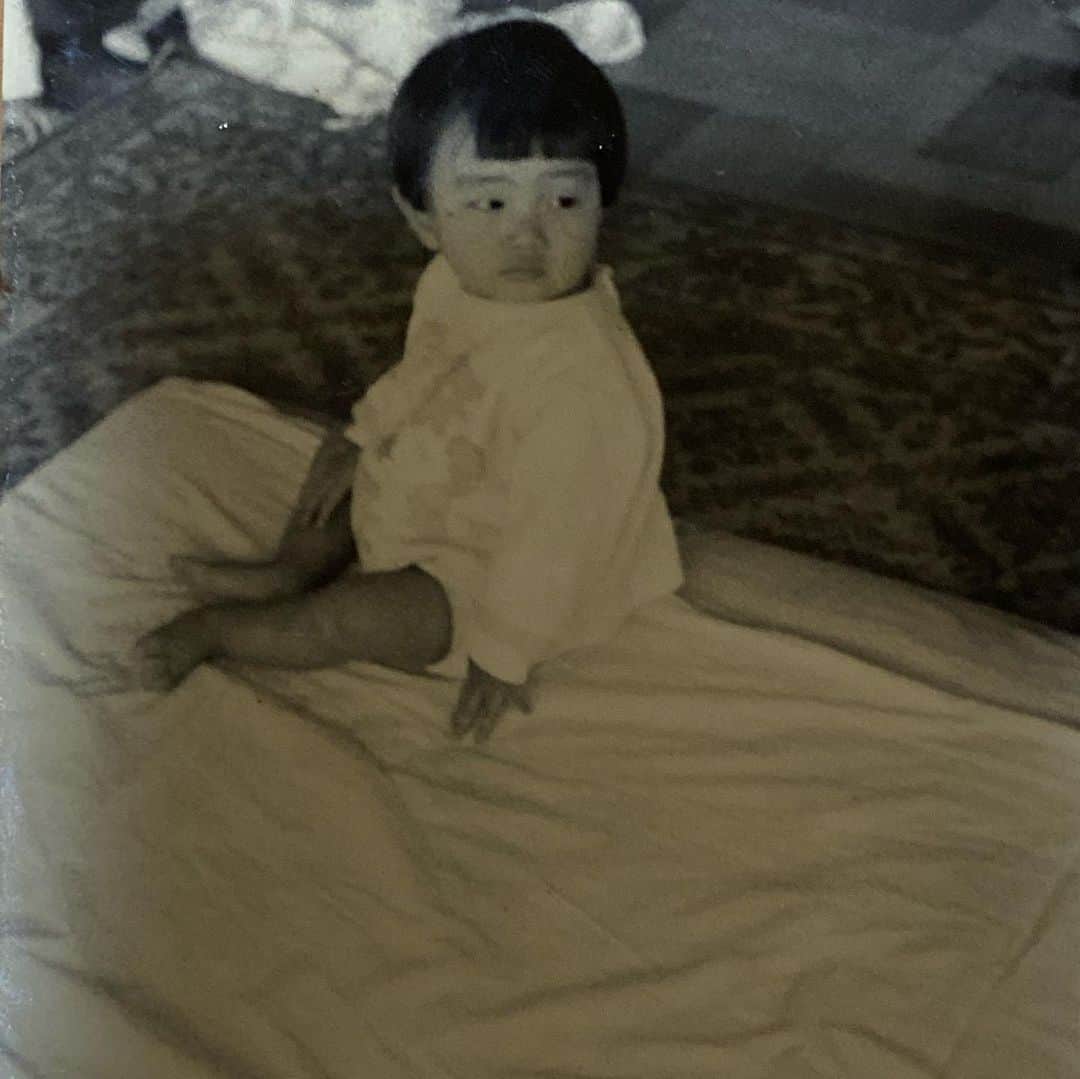 渡辺真起子さんのインスタグラム写真 - (渡辺真起子Instagram)「私だって、 赤ちゃんだったこと、 あんだよ。  笑笑」5月9日 22時35分 - watanabe_makiko