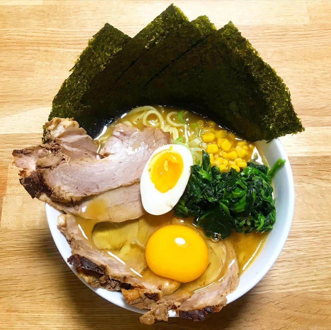 宇野薫のグルメインスタ